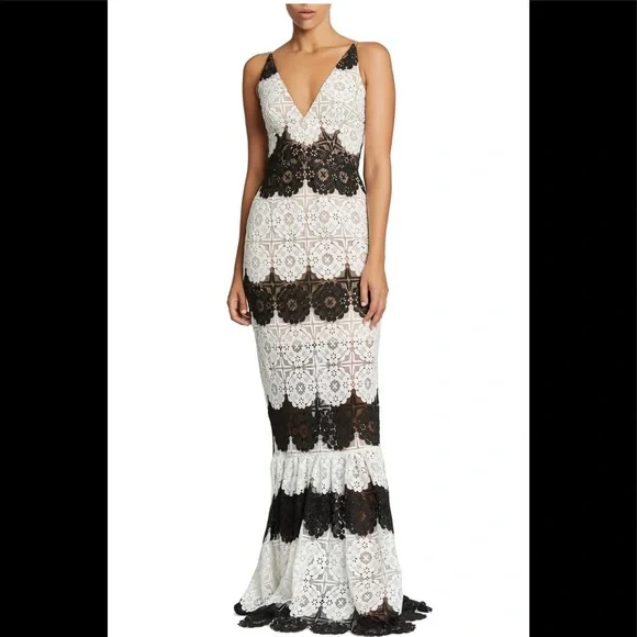 floral long sleeve midi dress Clydie White Floral Cap Sleeve Midi Dress - US 10